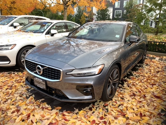 New 2019 Volvo S60 T6 R Design