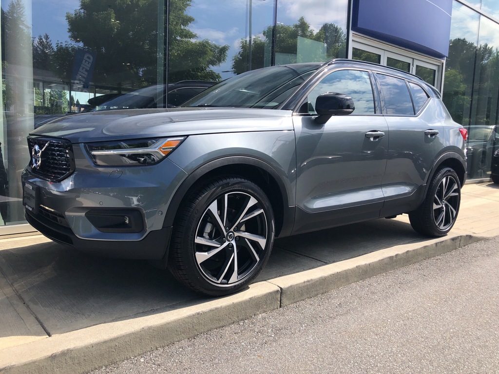 New 2019 Volvo XC40 T5 AWD RDesign Sport Utility for Sale X447851